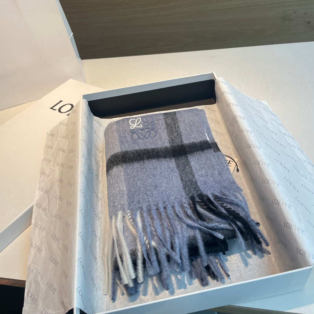 LOEWE 26S SCARF 180 IN CASHMERE 901951