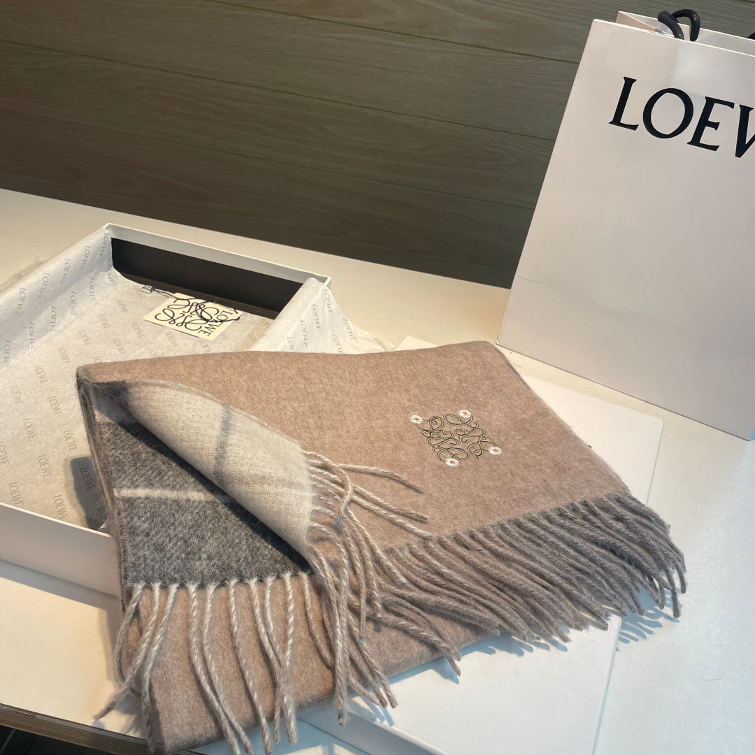 LOEWE 26S SCARF 180 IN CASHMERE 901958