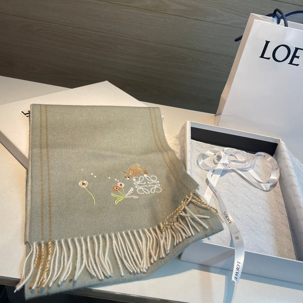 LOEWE 26S SCARF 180 IN CASHMERE 113778