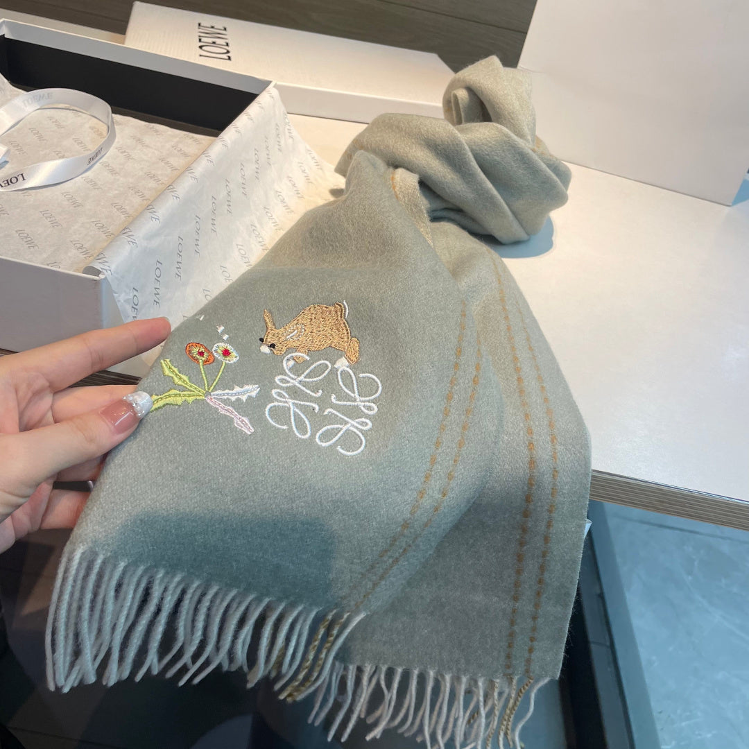 LOEWE 26S SCARF 180 IN CASHMERE 113778