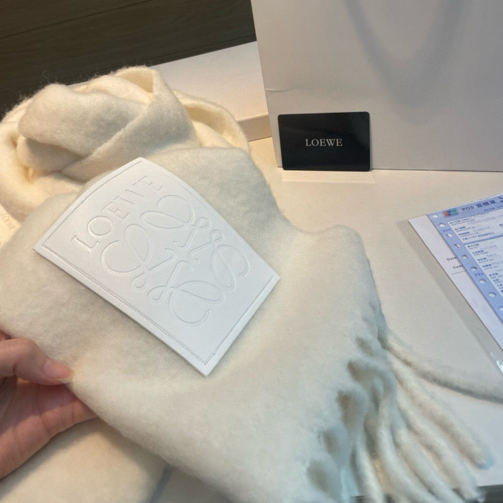 LOEWE 26S SCARF 200 IN WOOL MOHAIR 142600