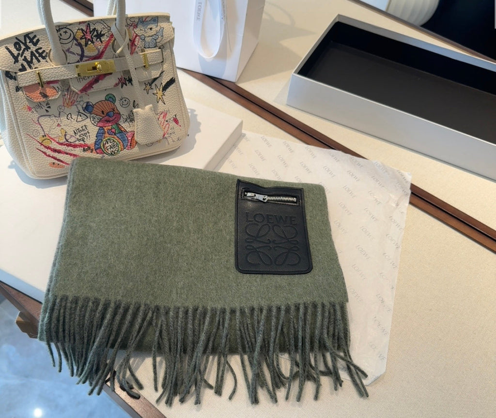 LOEWE 26S SCARF 180 IN CASHMERE WOOL 147441