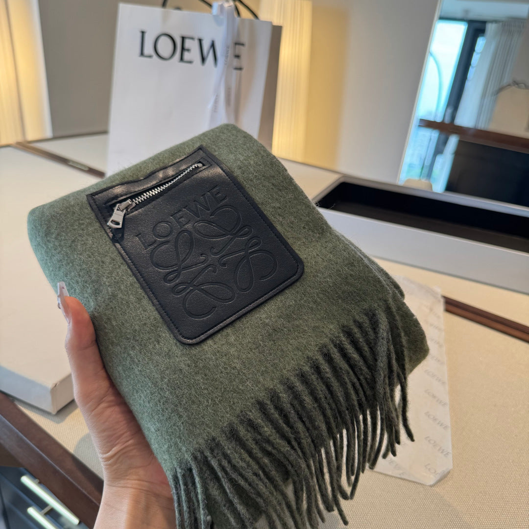 LOEWE 26S SCARF 180 IN CASHMERE WOOL 147441