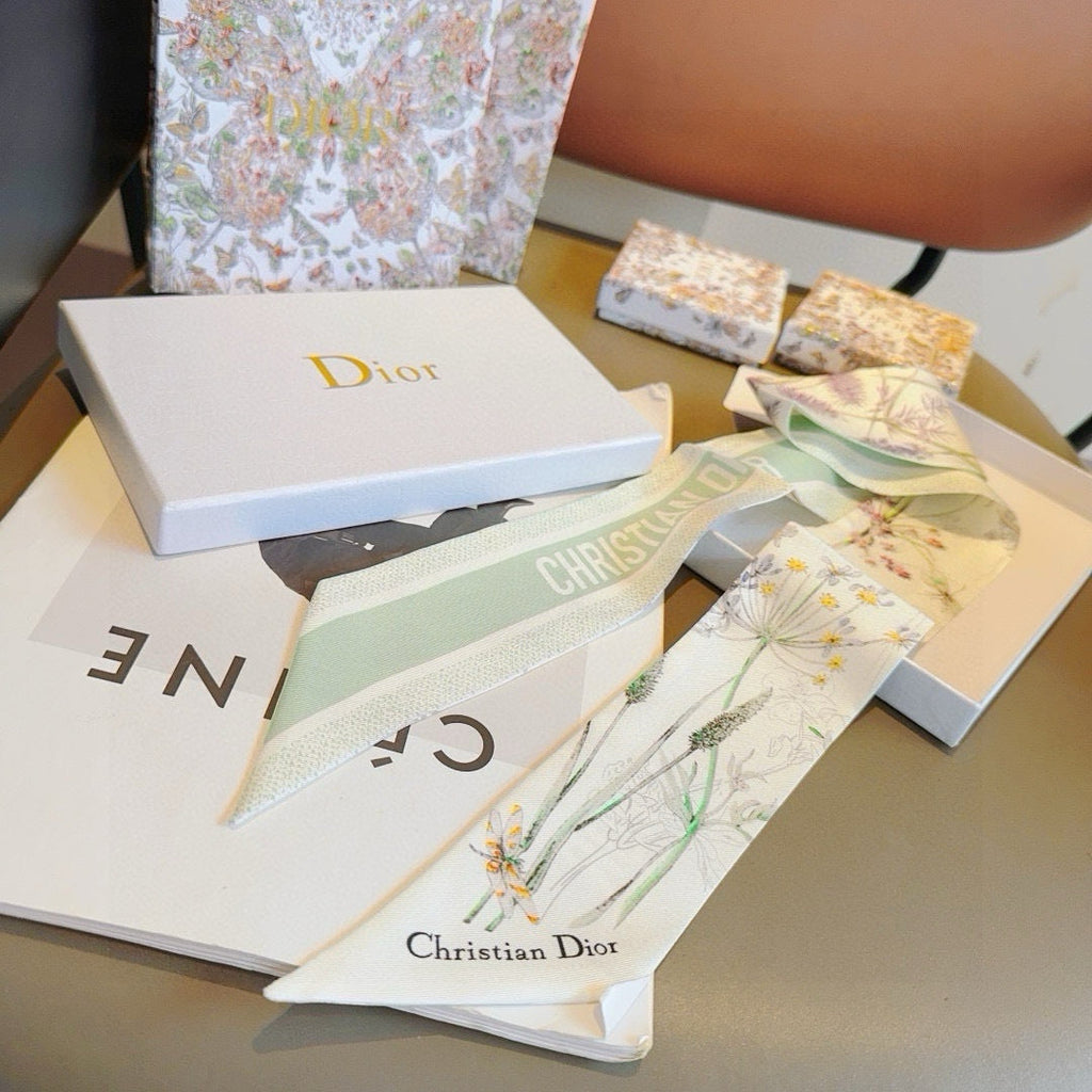 DIOR 26S SCARF 105CM IN SILK 295522