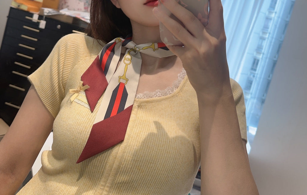GUCCI 26S SCARF 120 IN SILK 311706