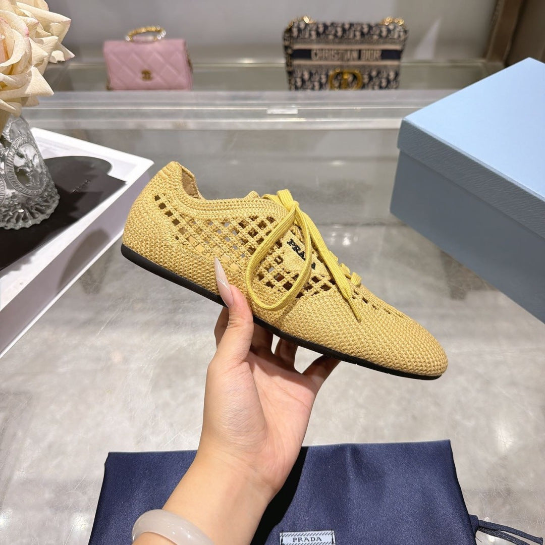 PRADA 26S LACE UP OPENWORK KNIT SNEAKERS IN YELLOW BEIGE KNIT FABRIC