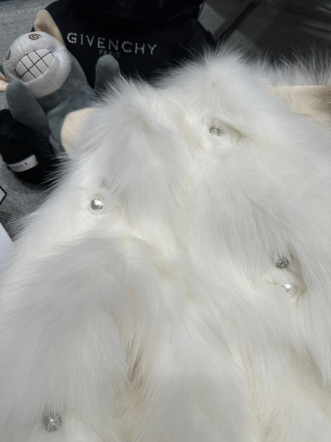 CHANEL 25S FOX FUR JACKET 593