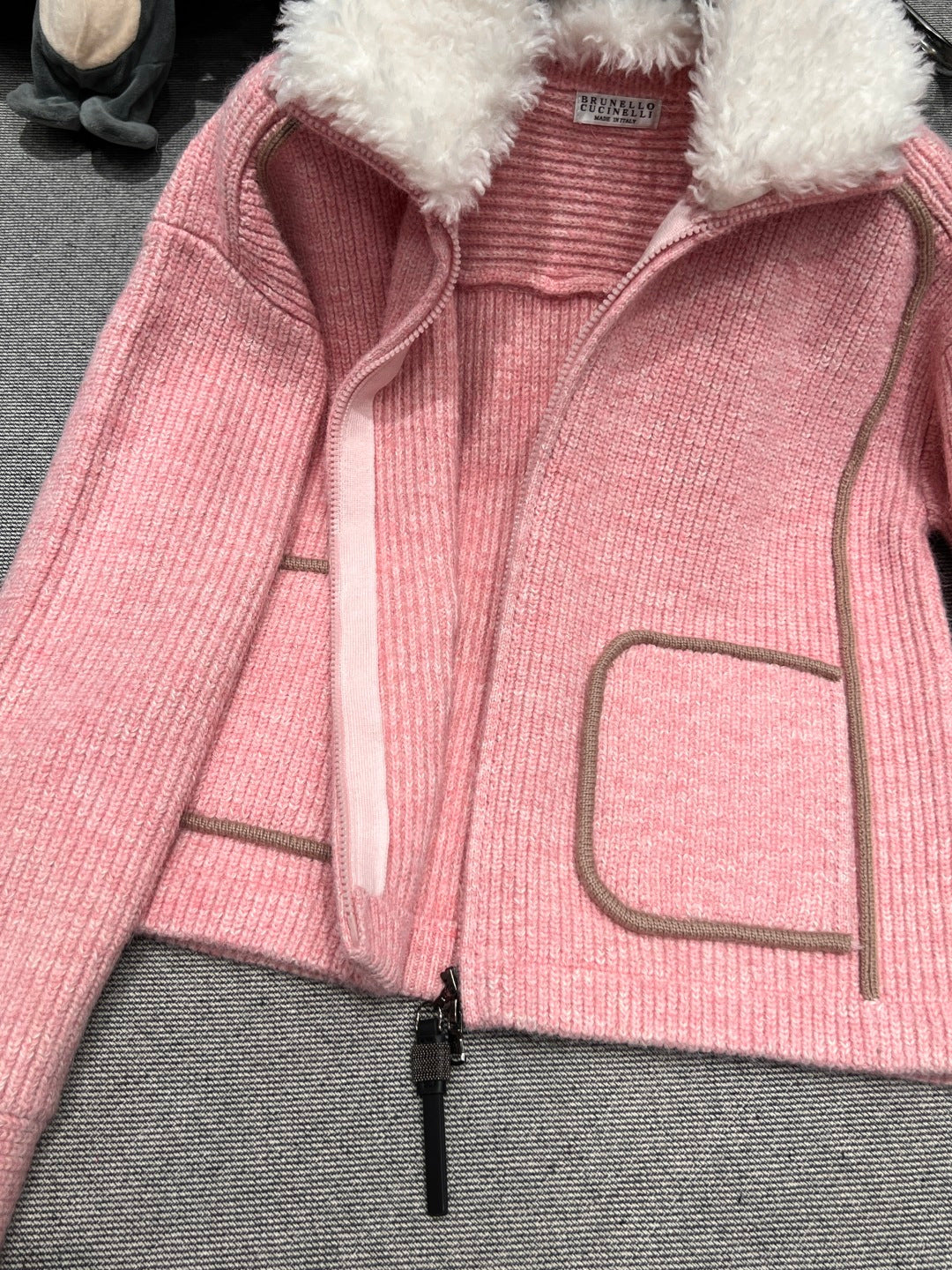 CHANEL 25S JACKET 601