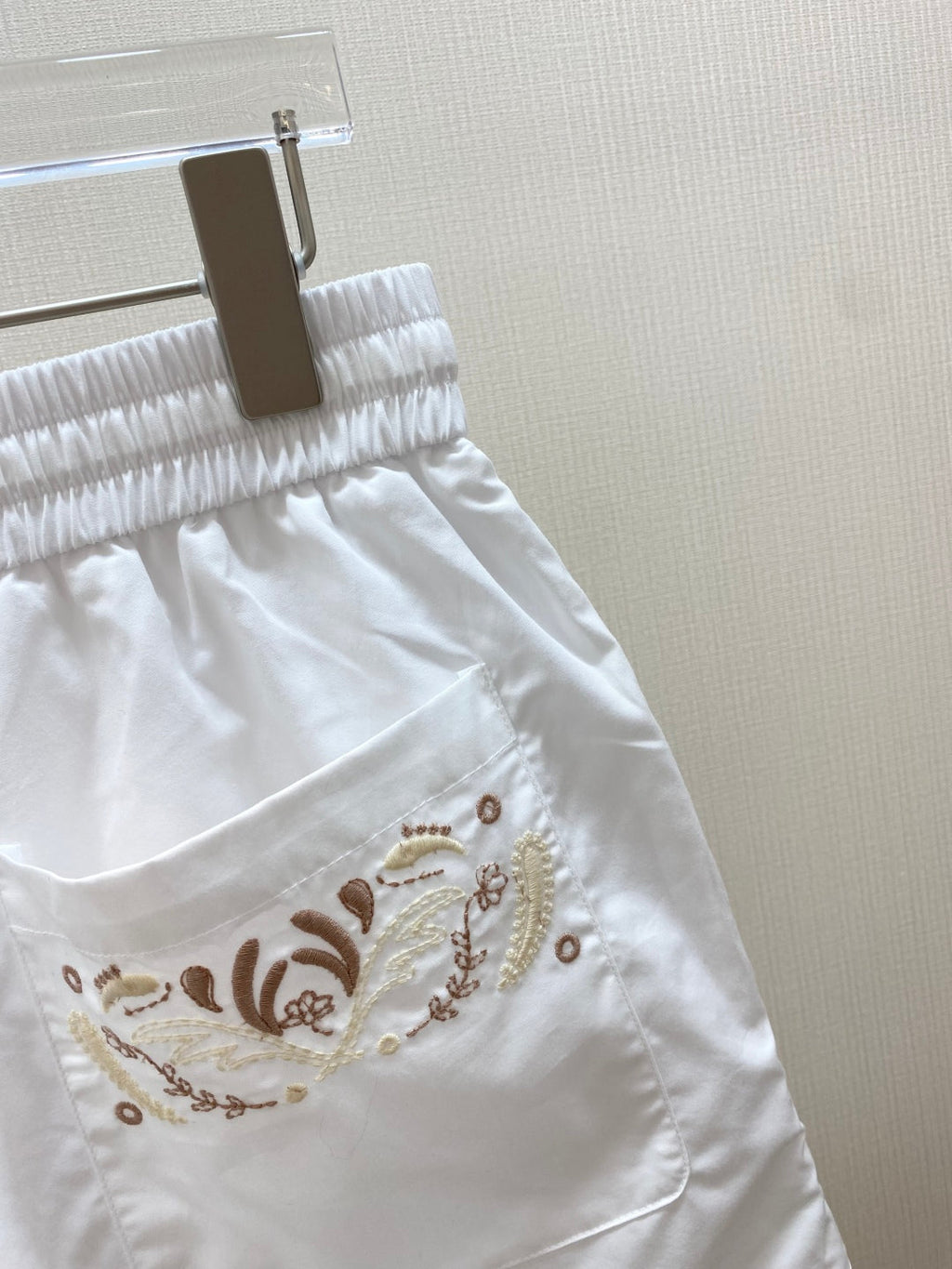 HERMES 25S EMBROIDERED SHORTS 158
