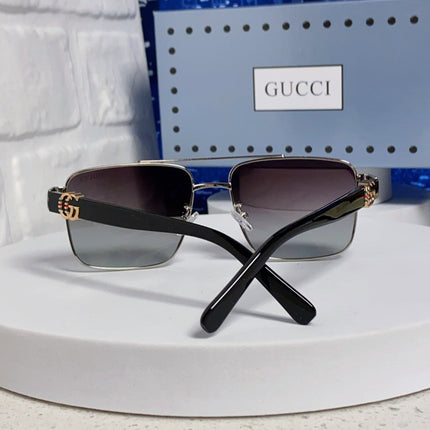 GUCCI 26S SQUARE FRAME IN METAL 426393