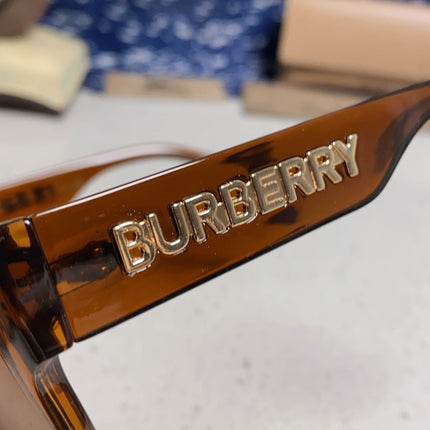 BURBERRY 26S RECTANGLE FRAME IN ACETATE 500446