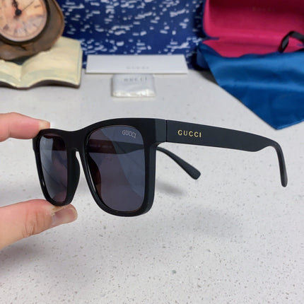 GUCCI 26S SQUARE FRAME IN ACETATE 424643