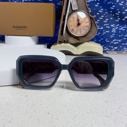 BURBERRY 26S RECTANGLE FRAME IN ACETATE 516289