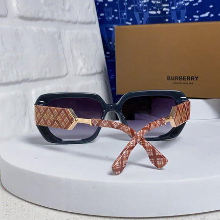 BURBERRY 26S RECTANGLE FRAME IN ACETATE 516289