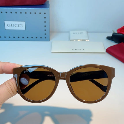 GUCCI 26S CAT-EYE FRAME IN ACETATE 424500