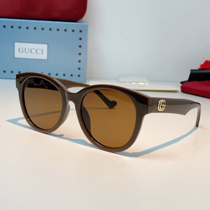 GUCCI 26S CAT-EYE FRAME IN ACETATE 424500