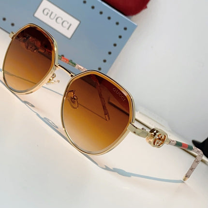 GUCCI 26S POLYGONAL FRAME IN METAL 426442