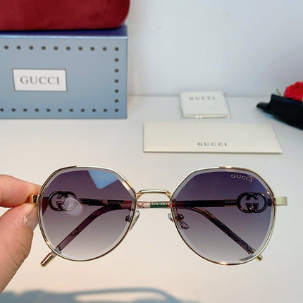 GUCCI 26S POLYGONAL FRAME IN METAL 426443