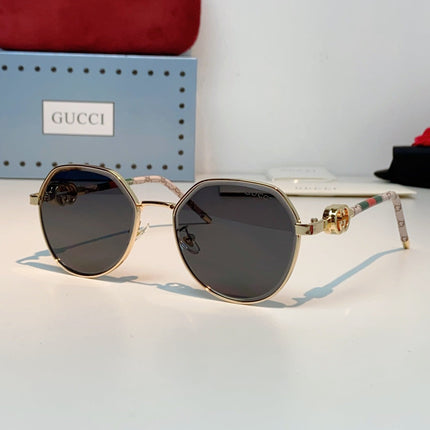 GUCCI 26S POLYGONAL FRAME IN METAL 426444