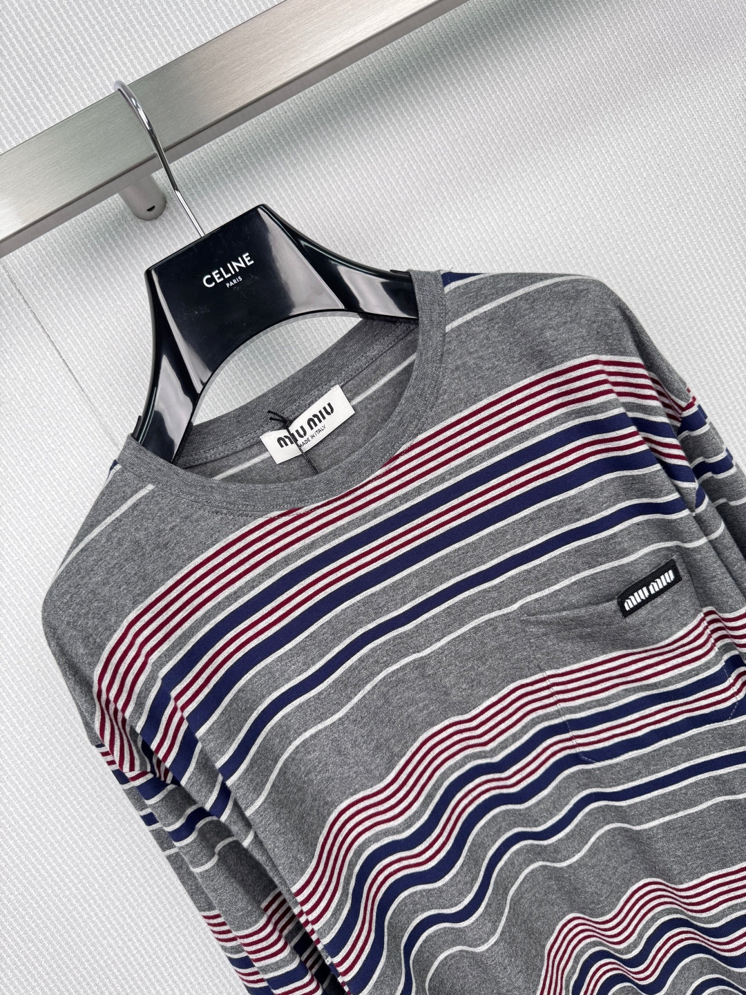 MIUMIU LONG-SLEEVE T-SHIRT STYLE 554