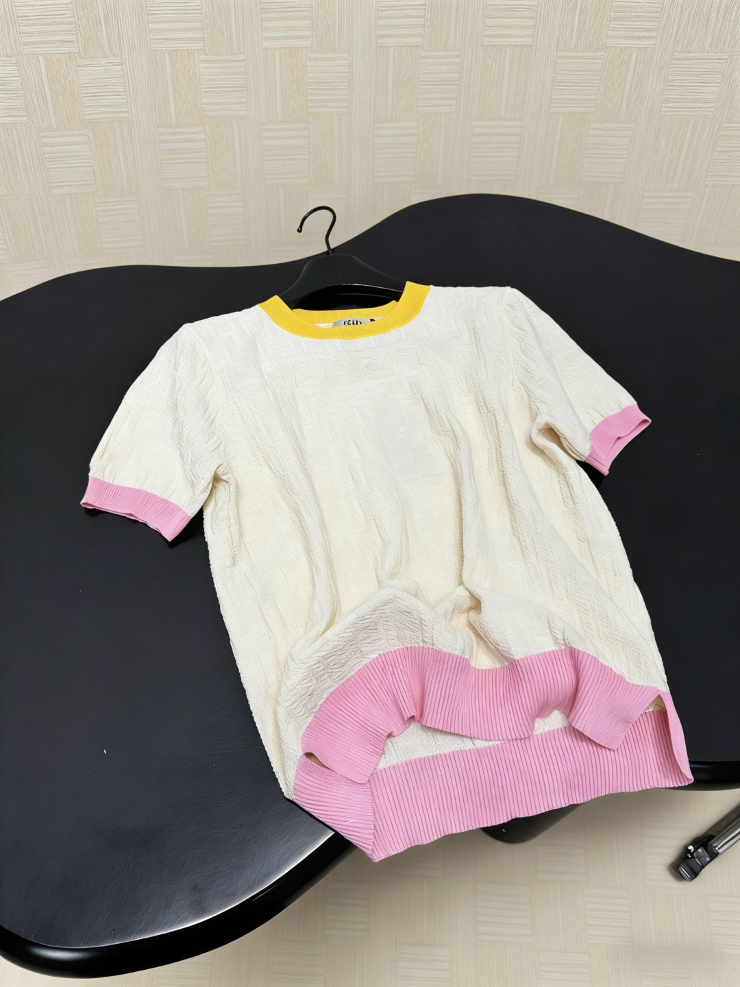 FENDI 26S SHORT SLEEVE KNIT T-SHIRT 140