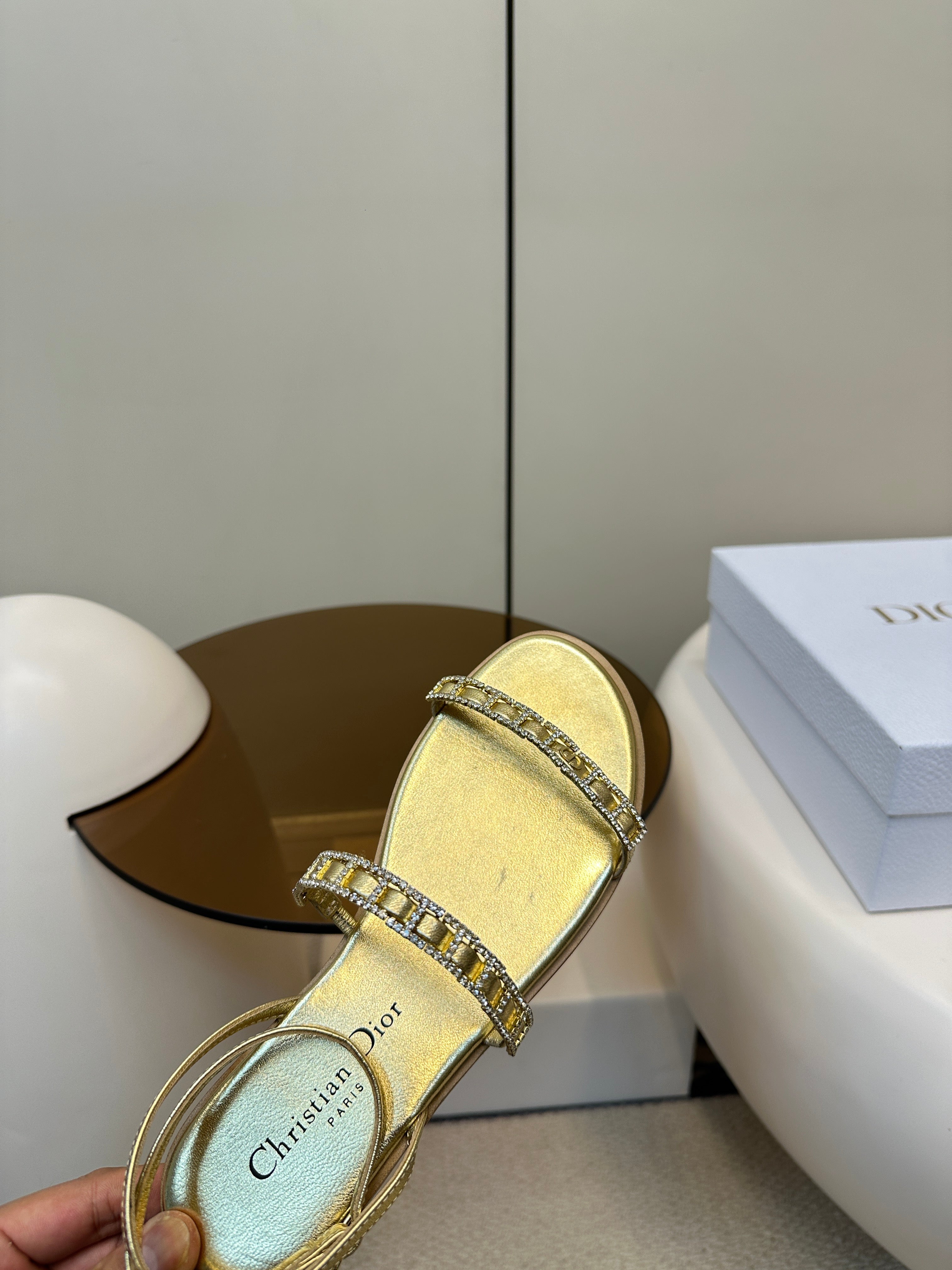 FLAT SANDALS 25S IN SHINY GOLD CALFSKIN RHINESTONES STRAP