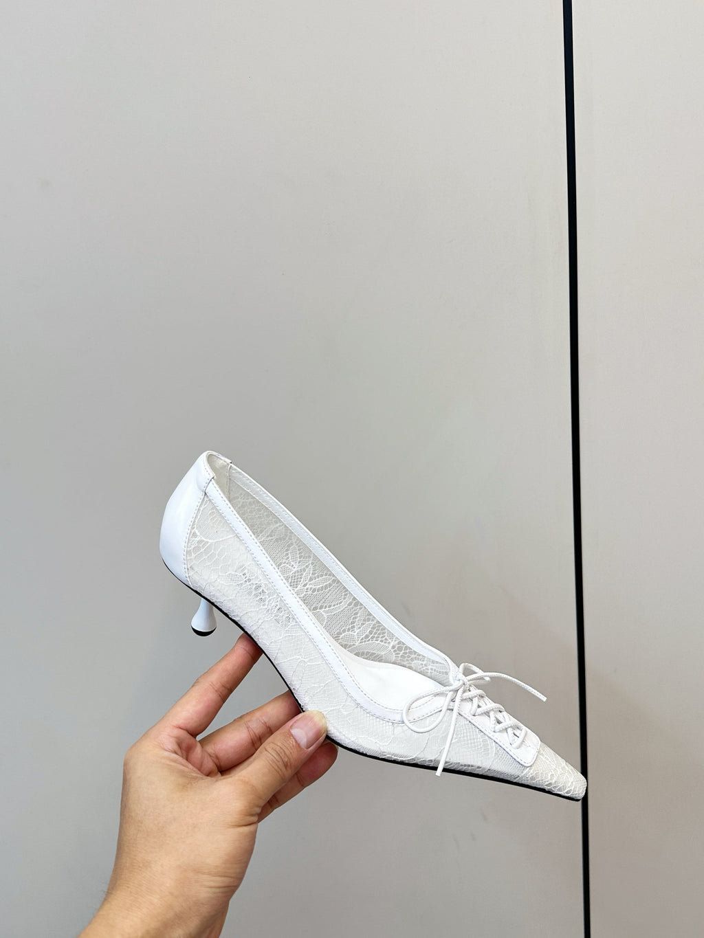 JIMMY CHOO 26S LACE-UP HEELS IN WHITE LACE AND LAMBSKIN
