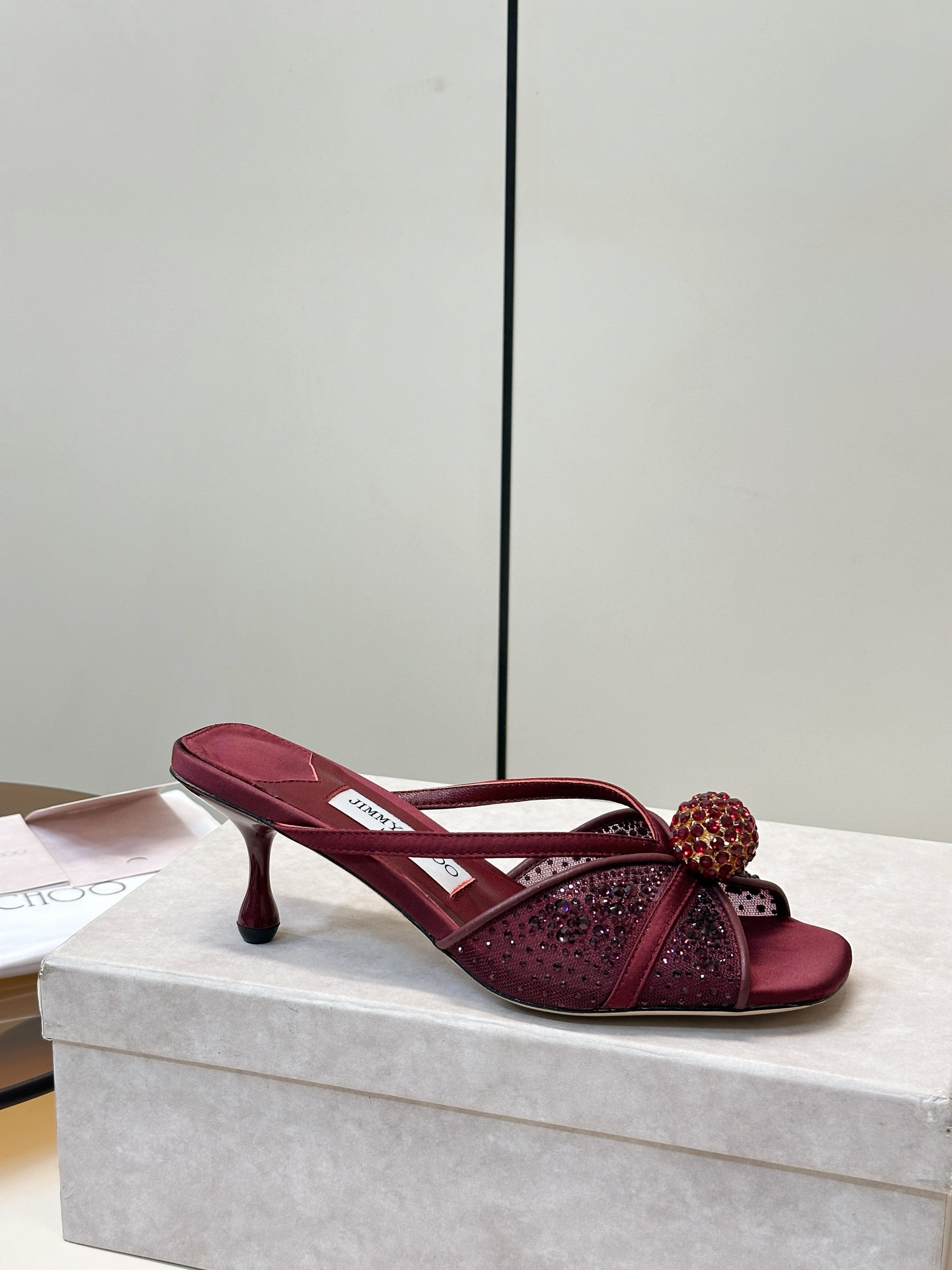 JIMMY CHOO 26S SACORA MULE 80 MM IN DARK RED CRYSTAL EMBELLISHMENT