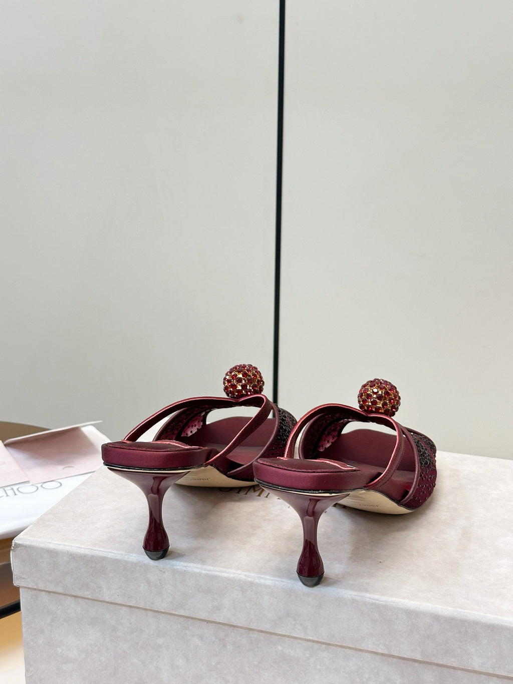 JIMMY CHOO 26S SACORA MULE 80 MM IN DARK RED CRYSTAL EMBELLISHMENT