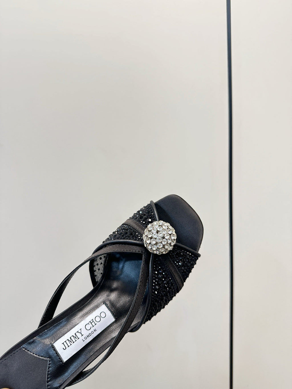 JIMMY CHOO 26S SACORA MULE 80 MM IN BLACK CRYSTAL EMBELLISHMENT
