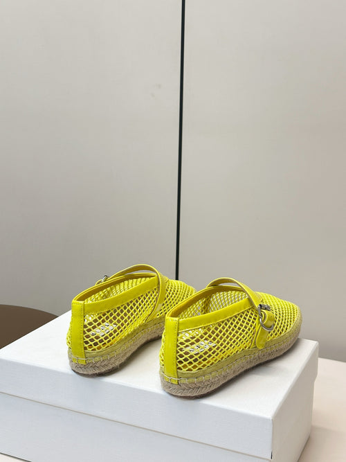 ALAIA 26S ESPADRILLES IN NEON YELLOW SOFT PATENT LEATHER AND MESH