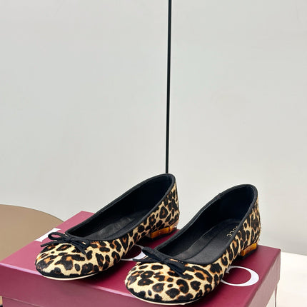 GUCCI 26S ROUND TOE BALLET FLATS IN LEOPARD PRINT CALF HAIR