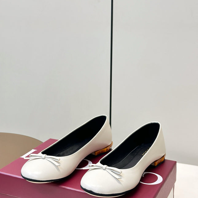 GUCCI 26S ROUND TOE BALLET FLATS IN WHITE LAMBSKIN