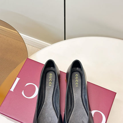 GUCCI 26S ROUND TOE BALLET FLATS IN BLACK LAMBSKIN