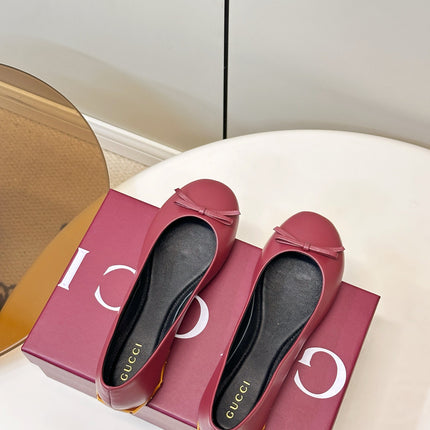 GUCCI 26S ROUND TOE BALLET FLATS IN DARK RED LAMBSKIN