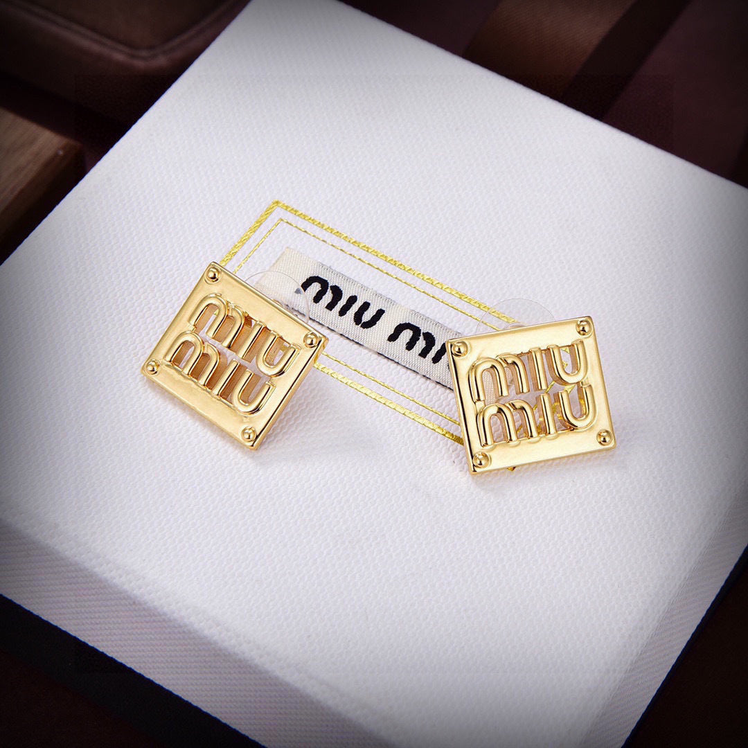 MIUMIU 26S SQUARE LOGO STUD EARRINGS IN GOLD TONE METAL 625527
