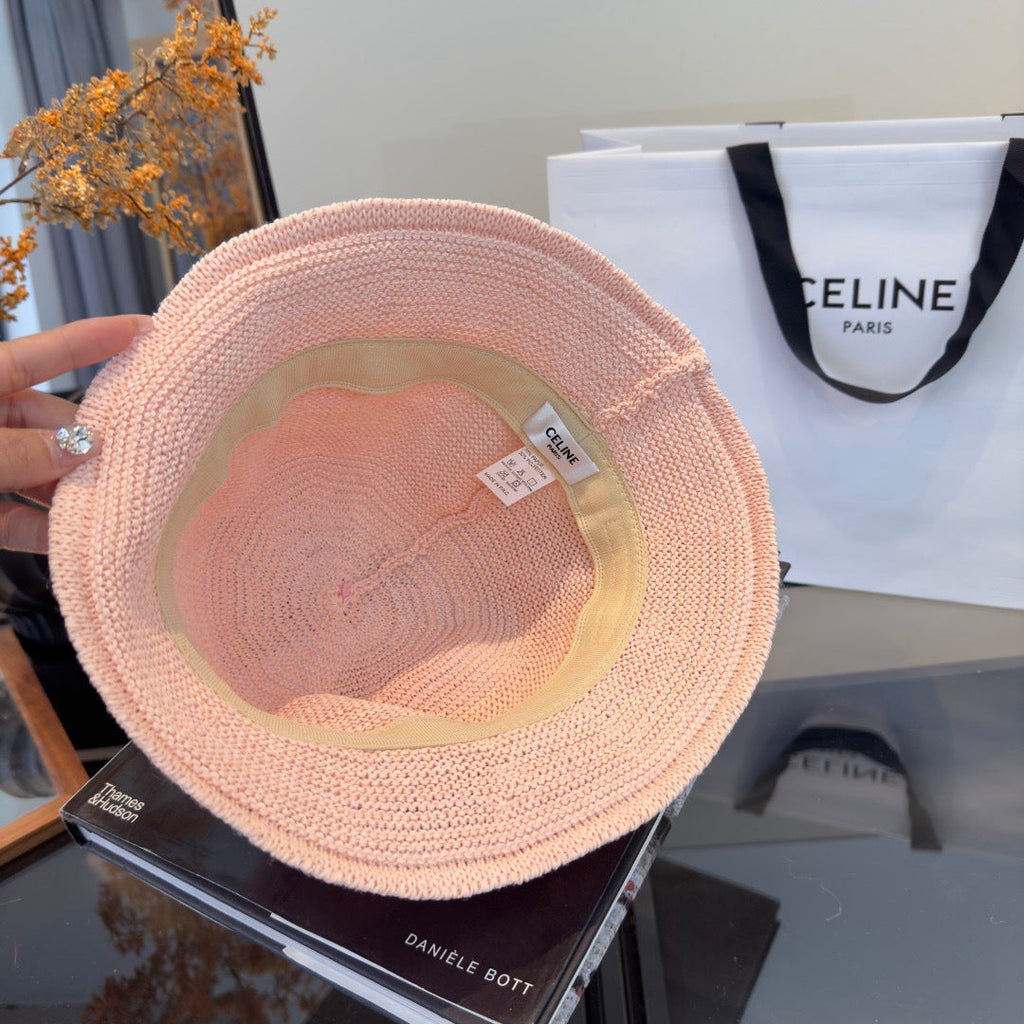 CELINE 26S TRIOMPHE BUCKET HAT STYLE 59