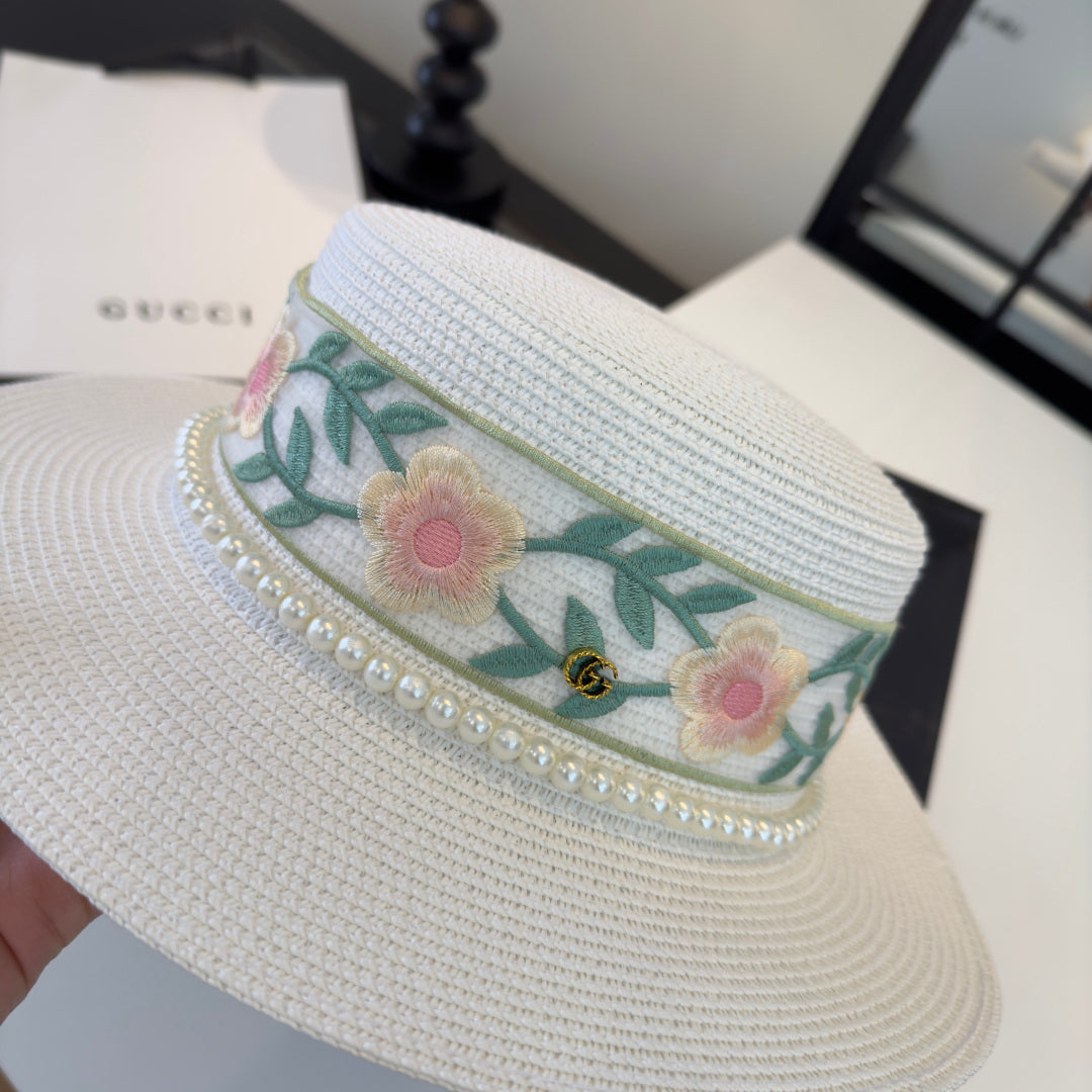 GUCCI 26S WIDE-BRIMMED STRAW HAT 251