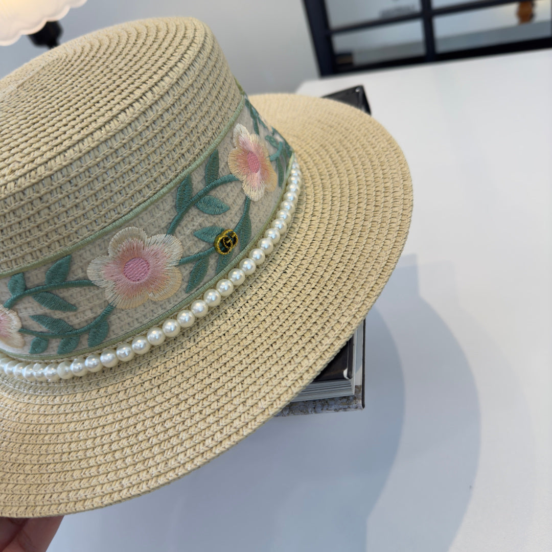 GUCCI 26S WIDE-BRIMMED STRAW HAT 248
