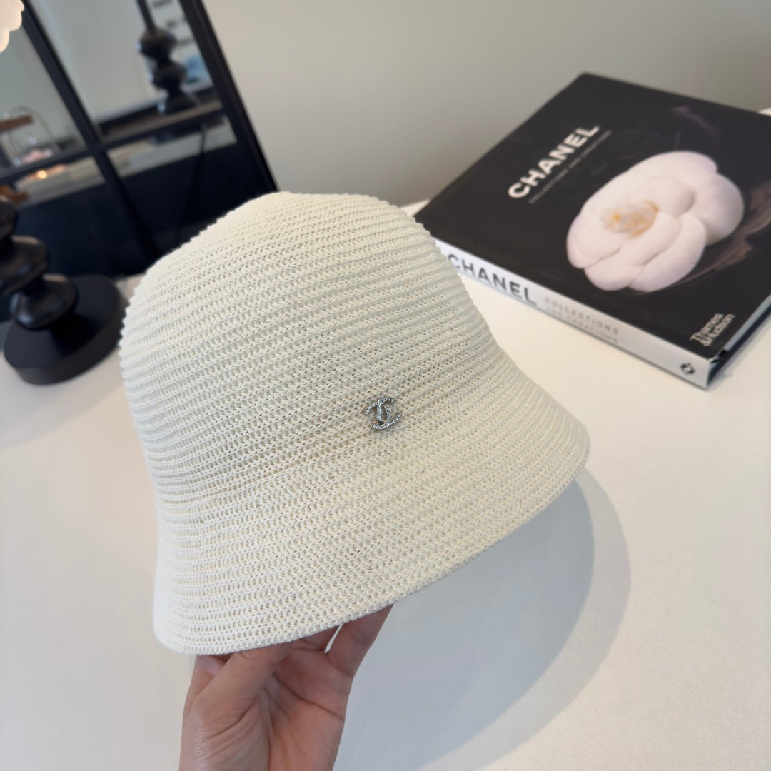CHANEL 26S STRAW CLOCHE HAT 335917