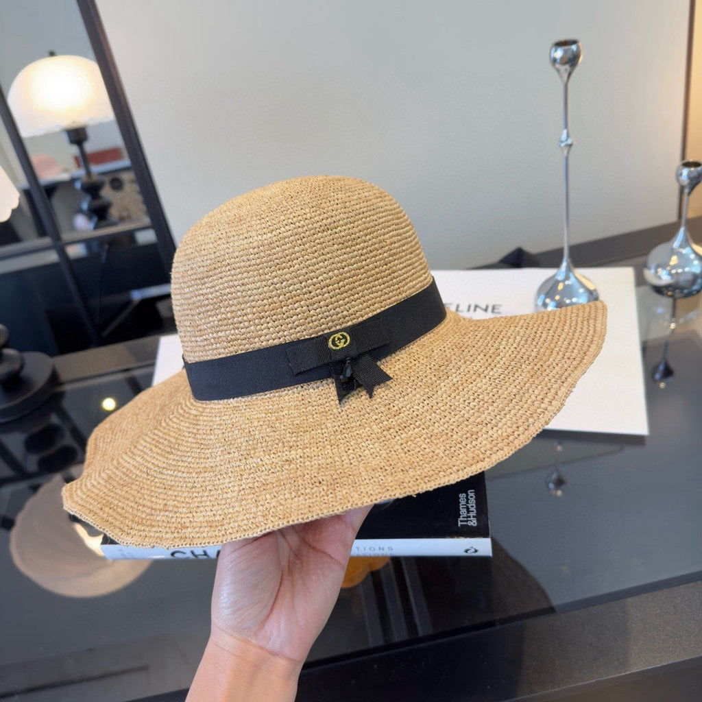 GUCCI 26S WIDE-BRIMMED STRAW HAT 224