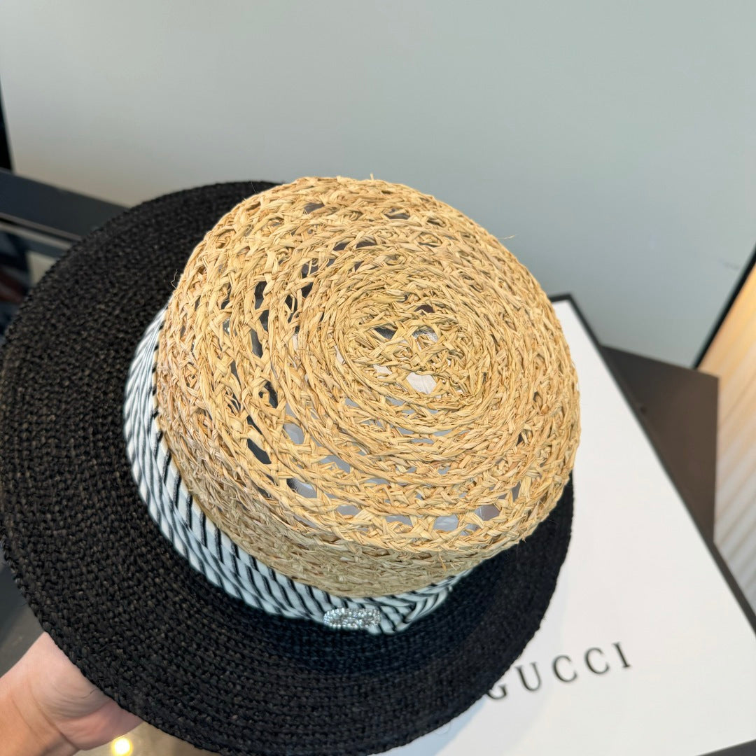 GUCCI 26S WIDE-BRIMMED STRAW HAT 221