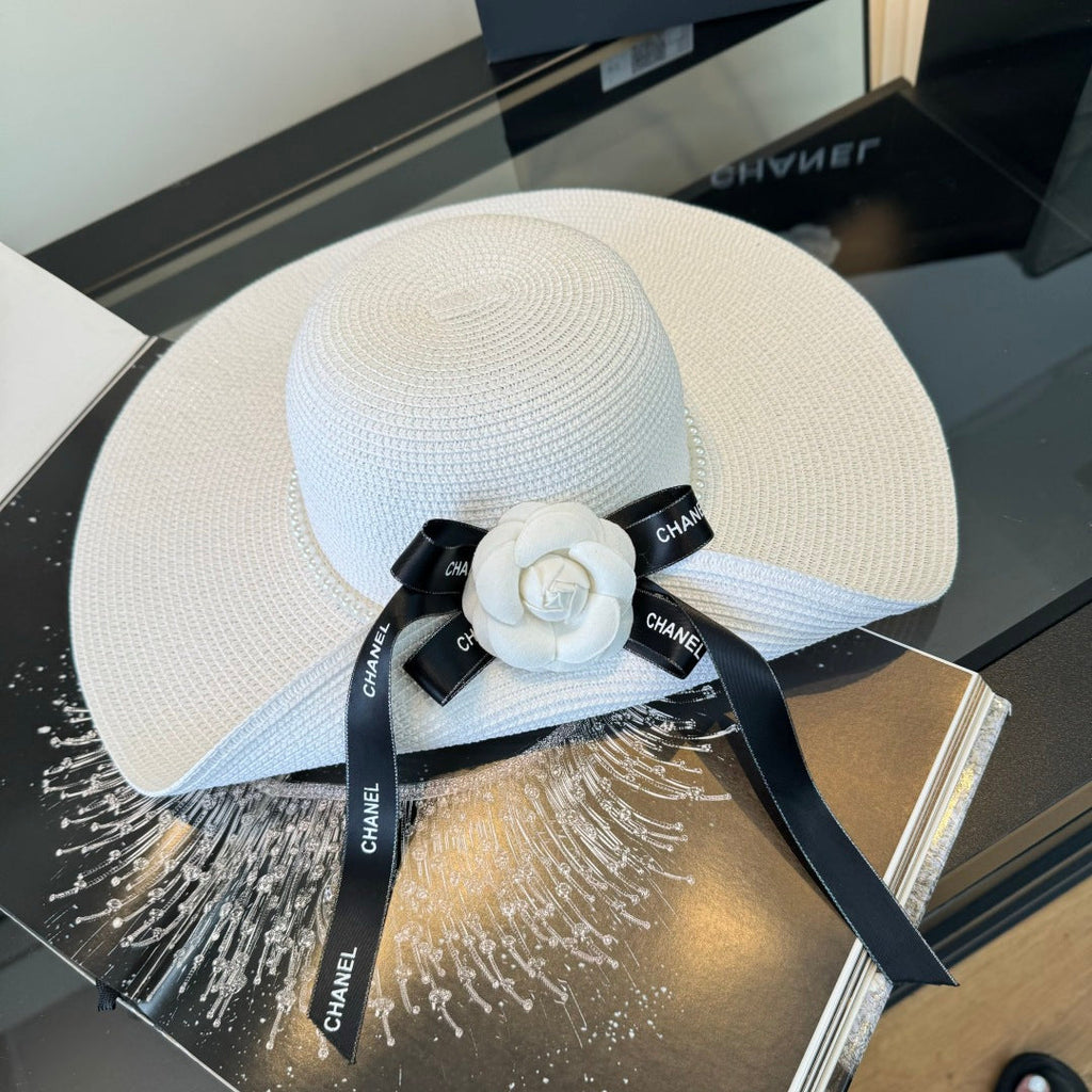 GUCCI 26S FLORAL WIDE-BRIM STRAW HAT 220