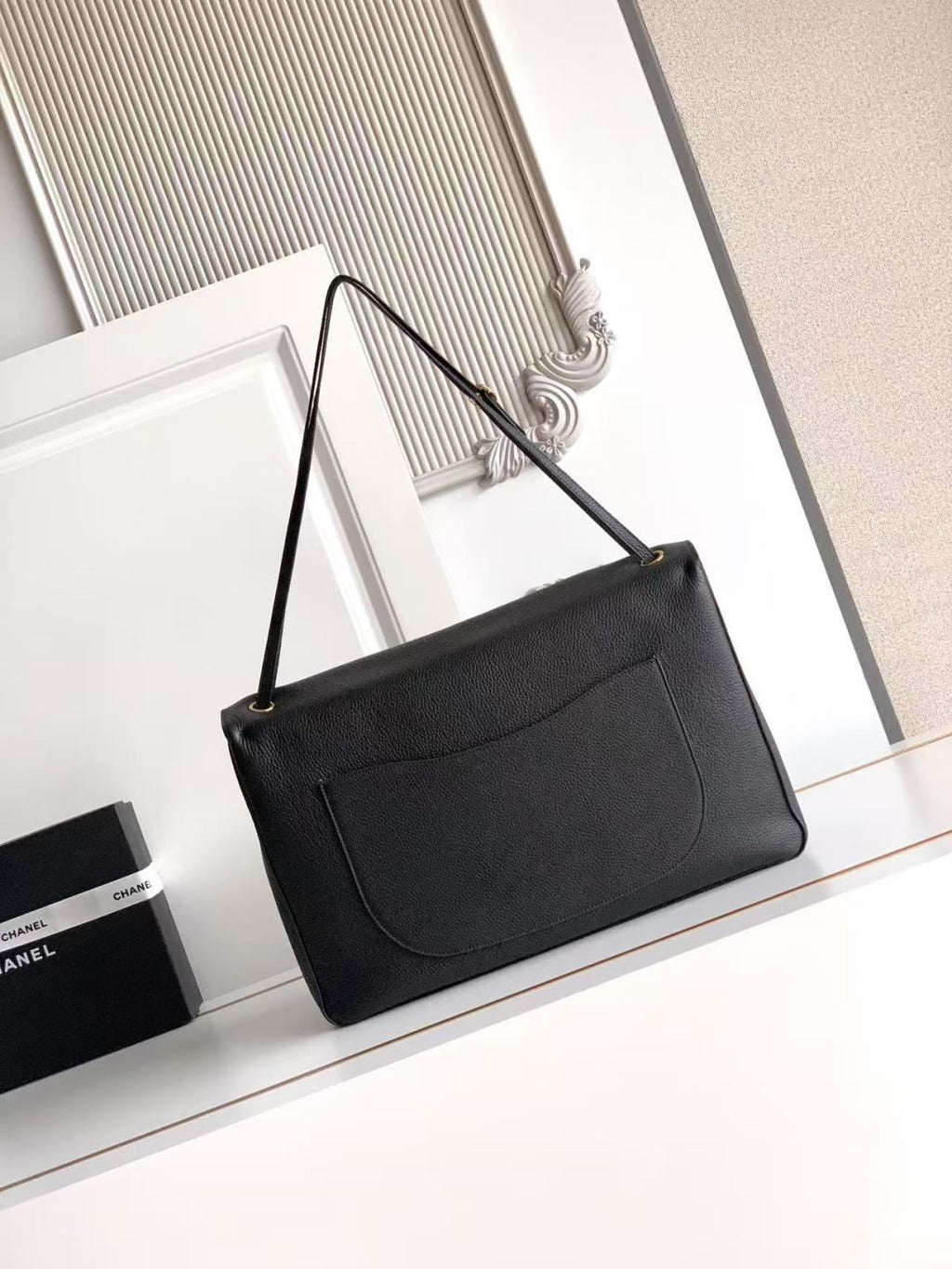 CHANEL 26S SOUPLISSIMO MAXI FLAP 39 IN BLACK GRAINED CALFSKIN GOLD HARDWARE