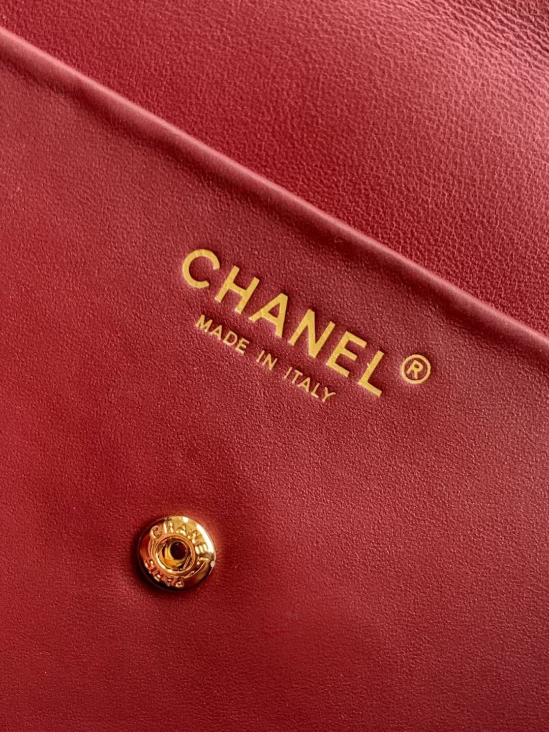 CHANEL 26S SOUPLISSIMO MAXI FLAP 39 IN BLACK GRAINED CALFSKIN GOLD HARDWARE