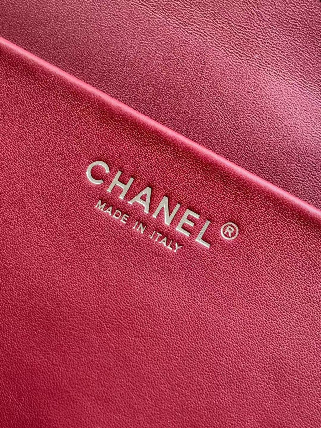 CHANEL 26S SOUPLISSIMO MAXI FLAP 39 IN BLACK GRAINED CALFSKIN SILVER HARDWARE