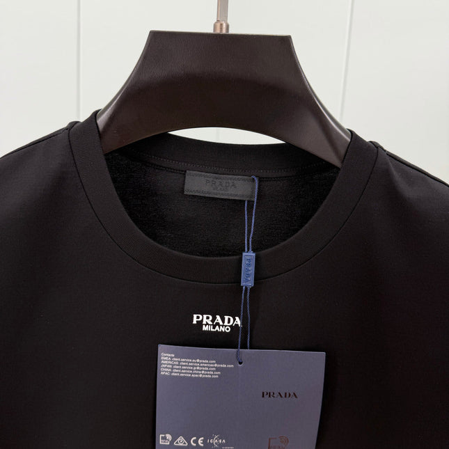 PRADA 26S SHORT SLEEVED T-SHIRT 720
