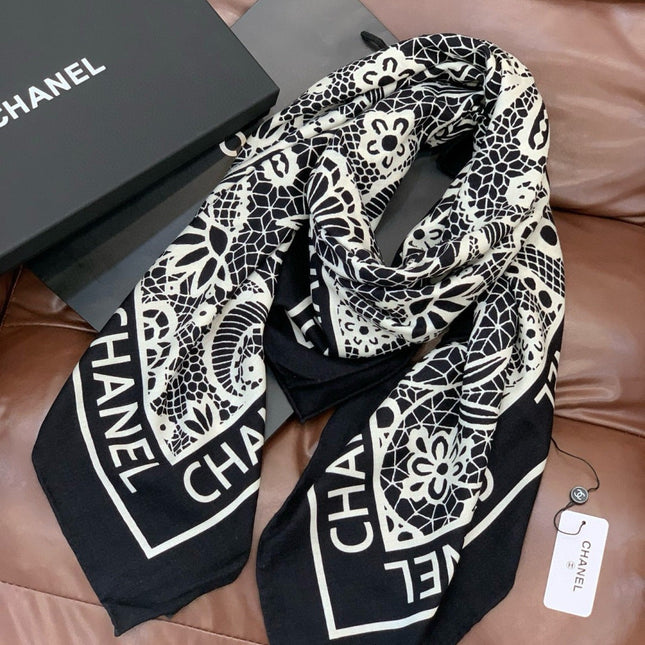 CHANEL 25S SCARF 135 CM IN CASHMERE AND SILK 943317