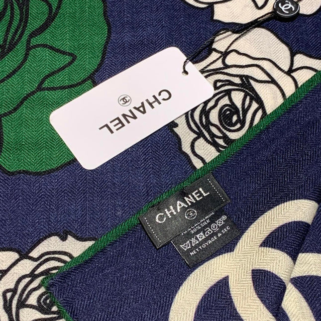 CHANEL 25S SCARF 140 CM IN CASHMERE AND SILK 943338