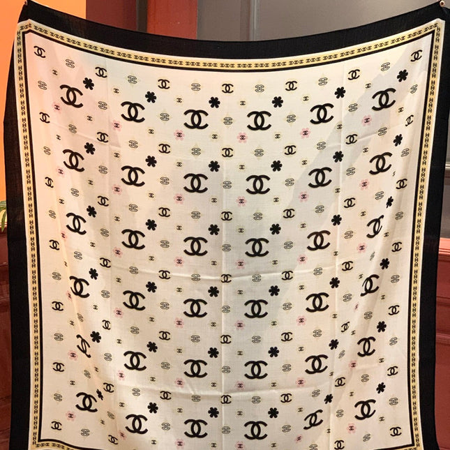 CHANEL 25S SCARF 140 CM IN CASHMERE AND SILK 943339